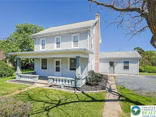 1131 E Lizard Creek Rd, Lehighton, PA 18235