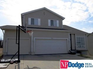 15061 Meredith Ave, Omaha, NE 68116