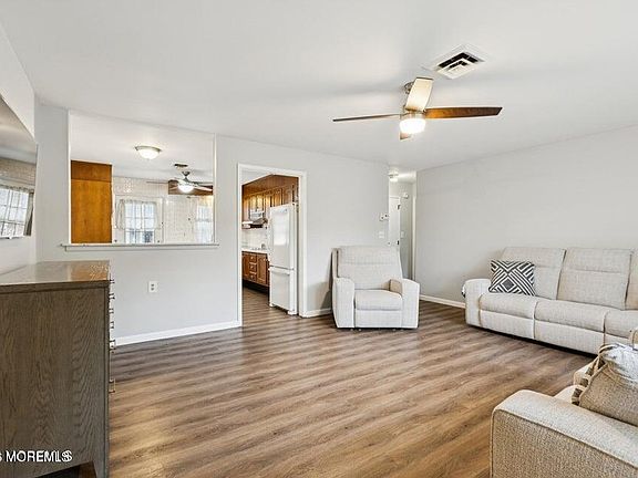 5th image of 530 Portsmouth Drive #D