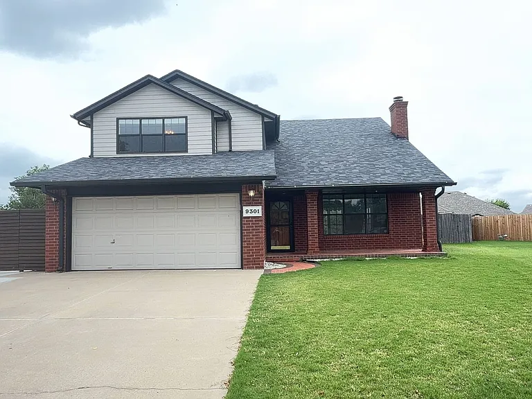 9301 Maypark Cir — Photo 3