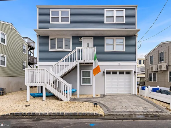 22 Mea Ln, Long Beach Township, NJ 08008