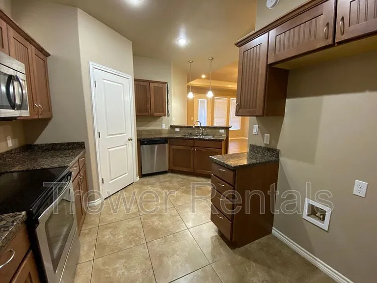 3406 Bastrop Ave — Photo 19