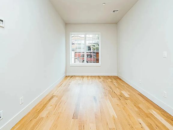 3rd image of 785 Dekalb Ave APT 03D