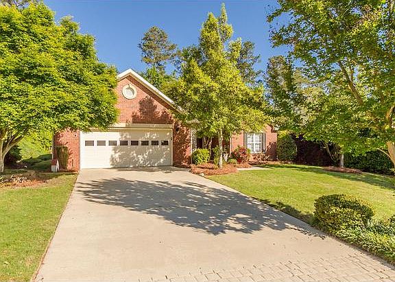 4th image of 5801 Carriage Hills Dr