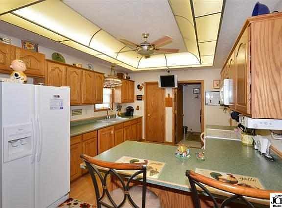 2nd image of 217 Bishop Dr