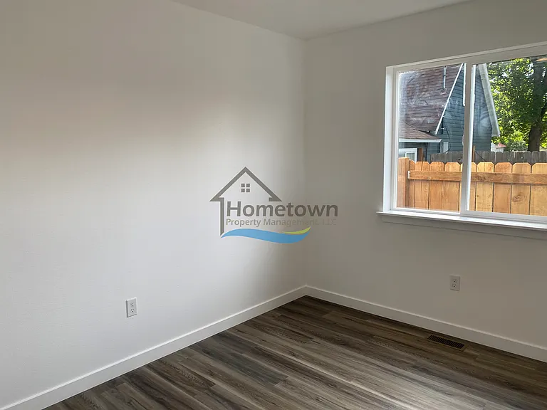 1414 N 13th St — Photo 22