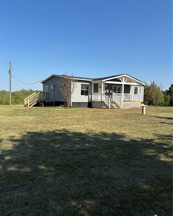 2nd image of 1472 22nd Rd