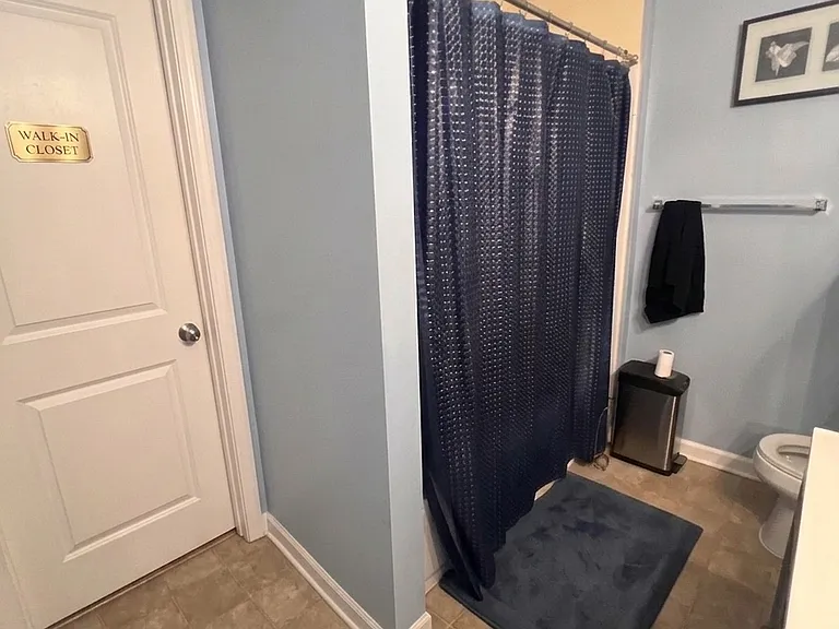 6314 Meadow Glade Ln — Photo 5
