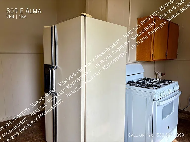 809 E Alma Ave — Photo 11