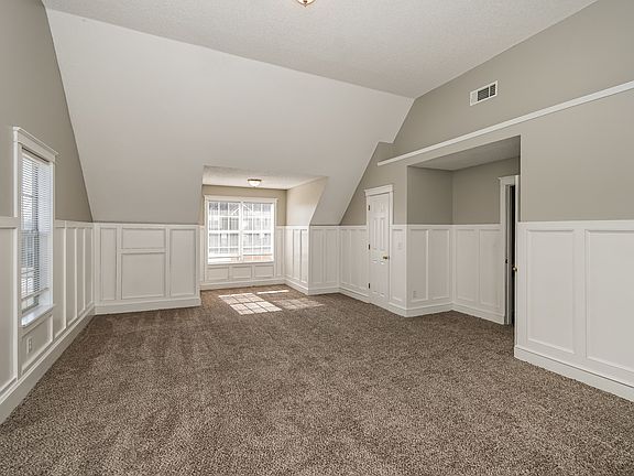 4th image of 6946 Silver Grass Ct