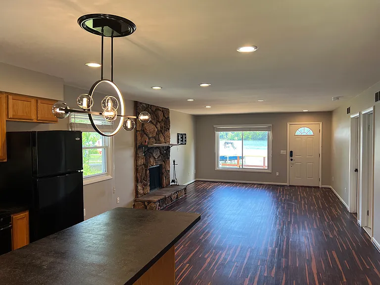 7920 Detroit Blvd — Photo 12
