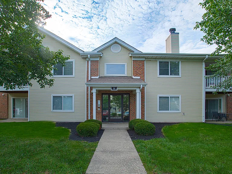 Fox Chase South — Photo 39