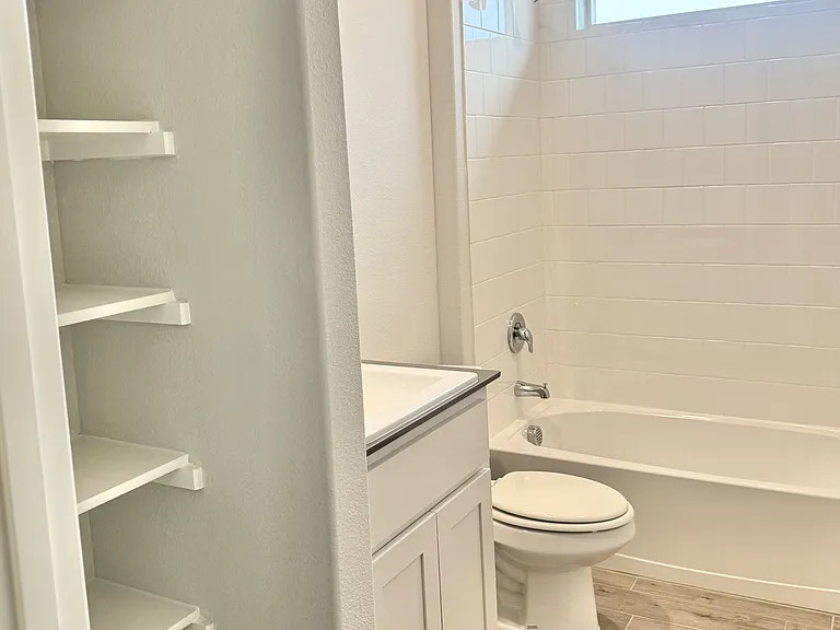 124 Daffodil Ln — Photo 6