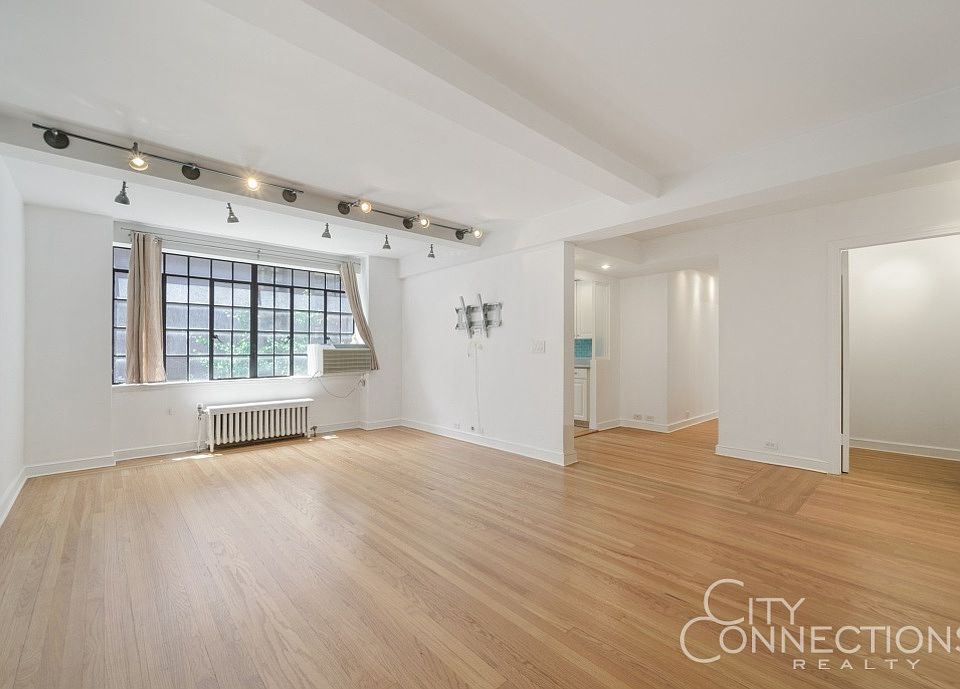 1st image of 321 E 43rd St #501-2