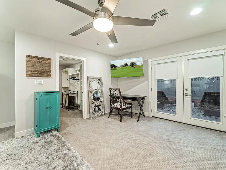 4623 E Earll Dr — Photo 38