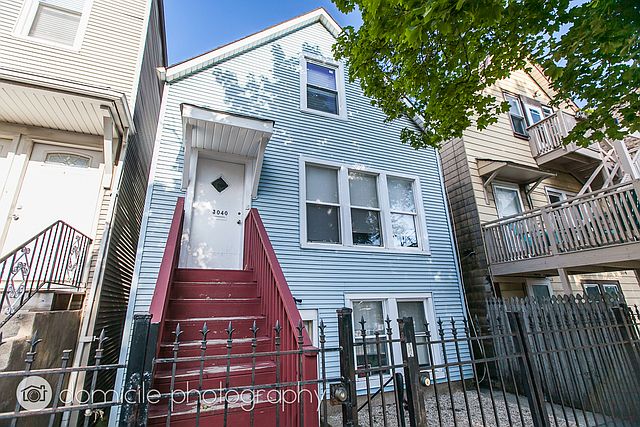 1st image of 3040 N California Ave #G