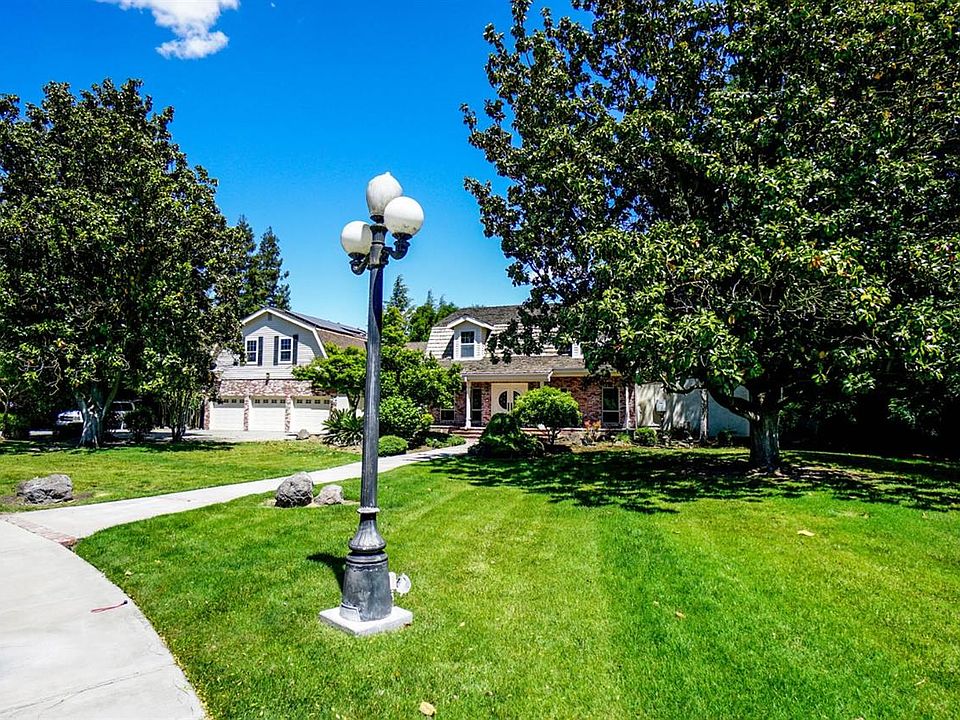 1st image of 10324 Capewood Ln