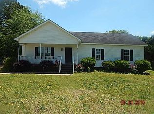 533 Club Knolls Rd, Dudley, NC 28333