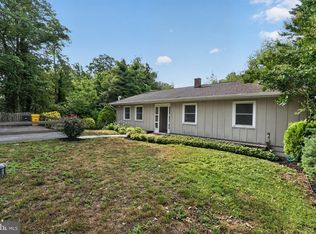 1045 Skyview Dr, Annapolis, MD 21409