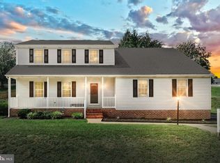 2793 Heather Dr, York, PA 17402