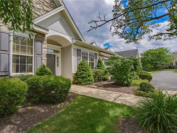 1859 Gregory Pl, Hellertown, PA 18055