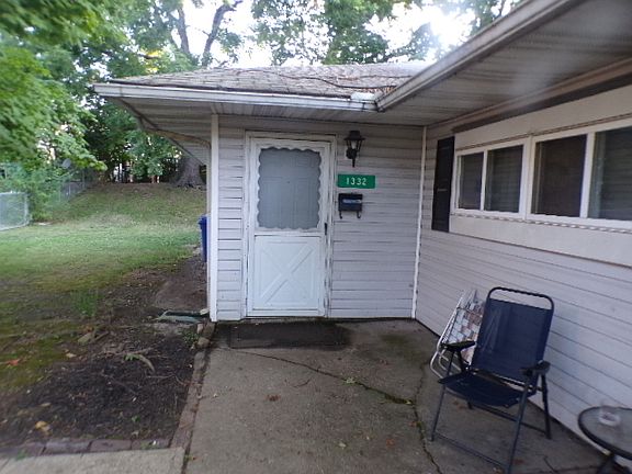 5th image of 1332 Bluff Ave