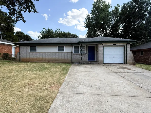 1320 Parkwoods Ter, Midwest City, OK 73110