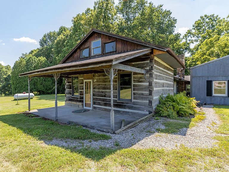 Listing photo 4
