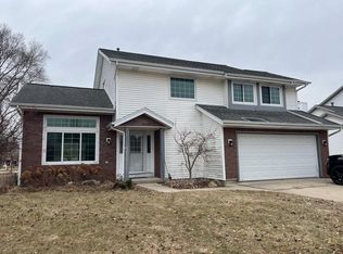 631 E Andrew Ct, Oak Creek, WI 53154