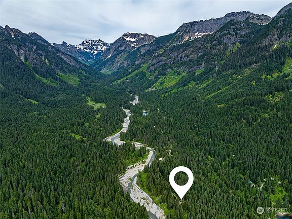 2nd image of 183 Snowshoe Lane