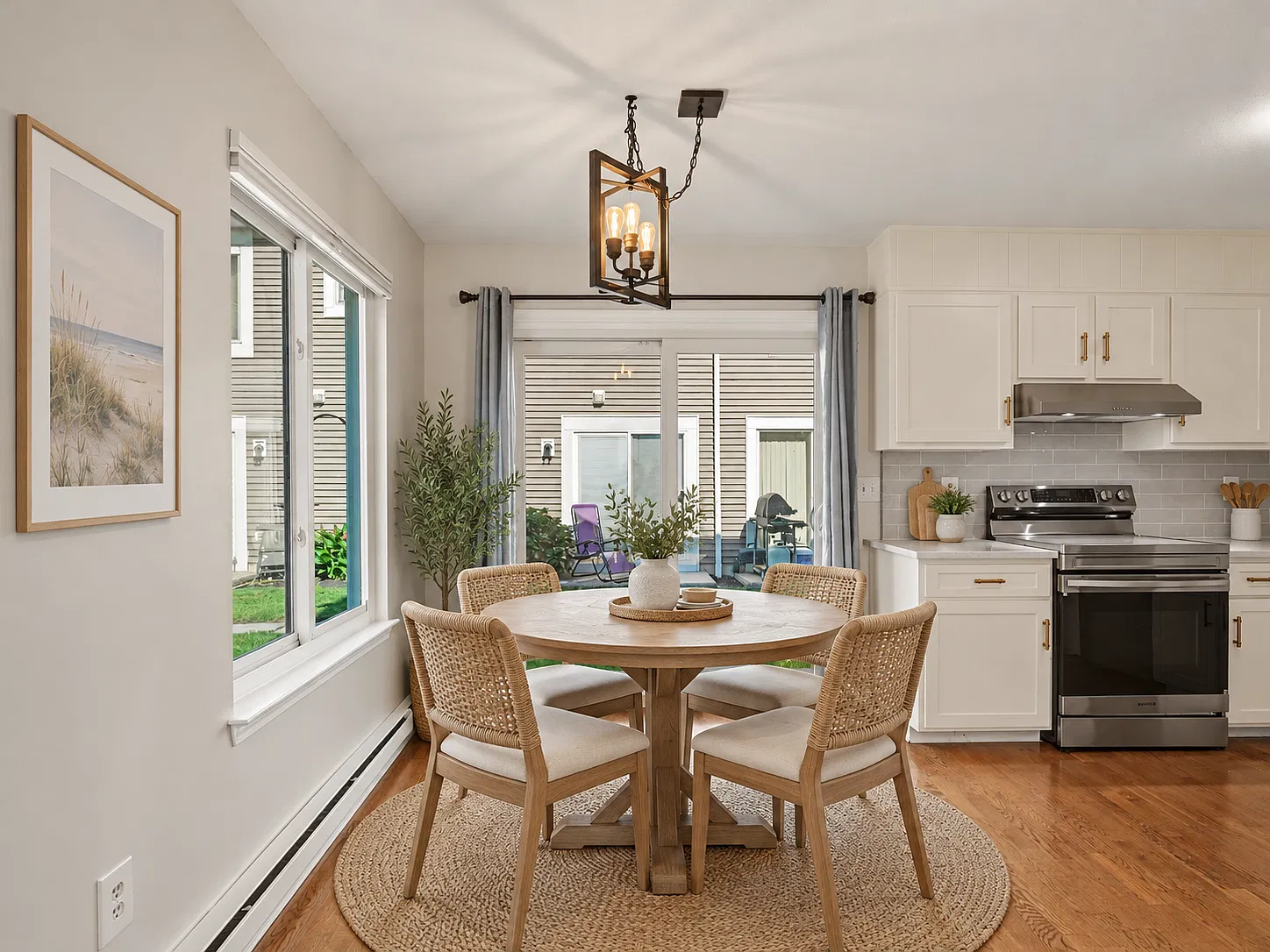 2 bed, 1.5 bath, 944 sqft, $2,900 — Photo 4