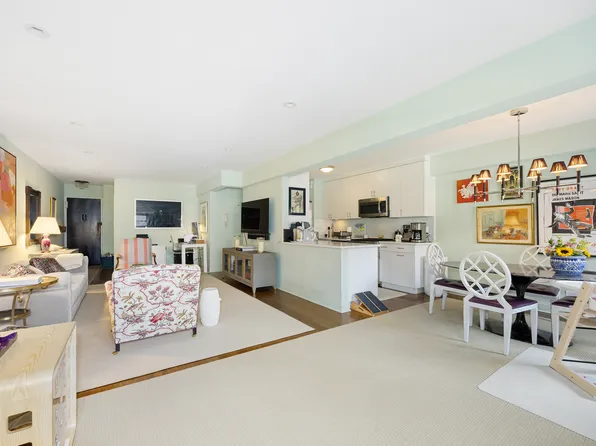 30 East Ninth Street image 3 of 11