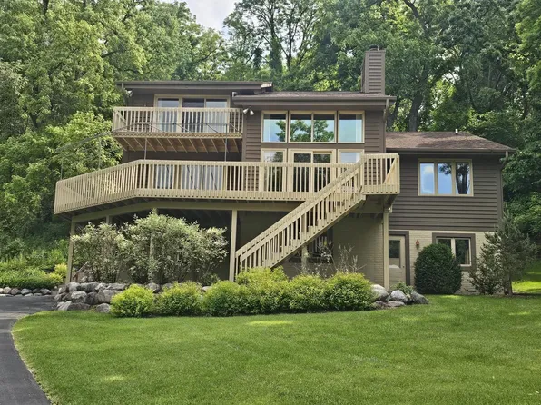 790 Garrison COURT, Delafield, WI 53018