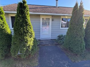 140 Chester Dr, Syracuse, NY 13208