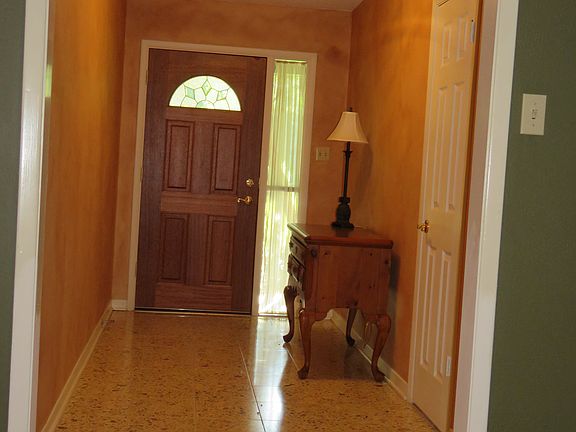 Large terrazzo tile entry 