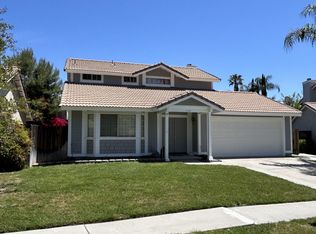 1124 Country Pl, Redlands, CA 92374