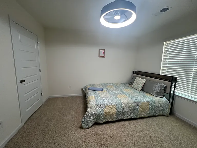 295 Silver Moon Dr — Photo 16