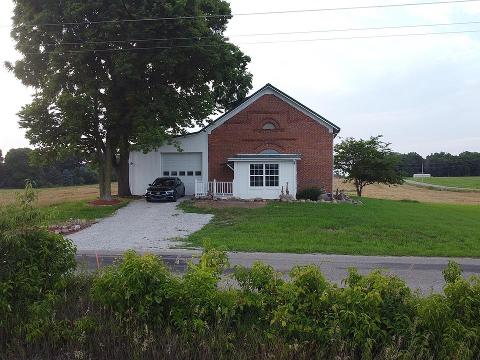 8970 E Division Rd, Akron, IN 46910 Zillow
