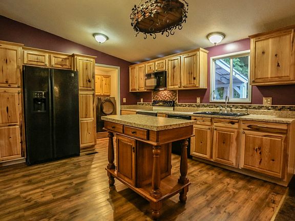 4th image of 7151 SE Olson Ln