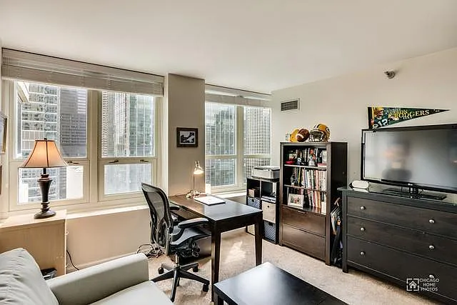 345 N La Salle Dr #2206 — Photo 18