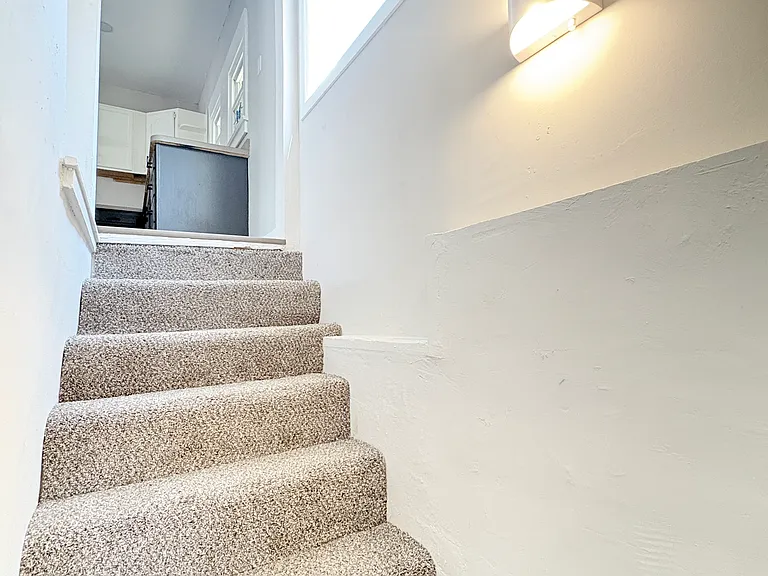 901 Woodsdale Ave — Photo 33