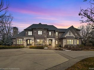51 Cranbrook Rd, Bloomfield Hills, MI 48304