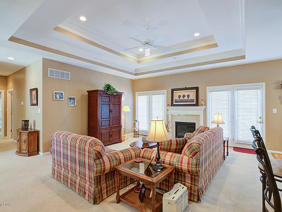 4th image of 4001 Sugarberry Ct