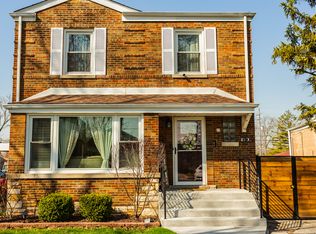9704 S Maplewood Ave, Evergreen Park, IL