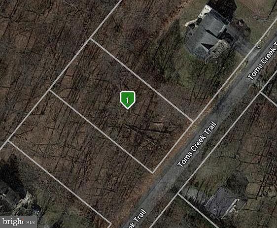 1st image of 104 Toms Creek Trl