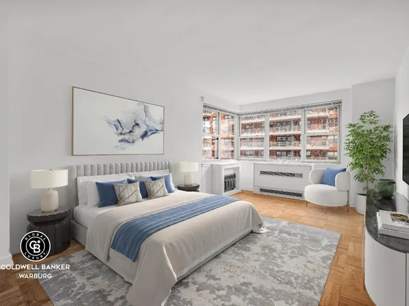 233 East 70th Street image 9 of 13