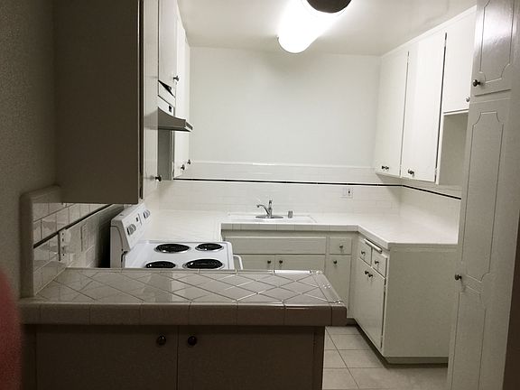 3rd image of 17311 Castellammare Dr APT 1C