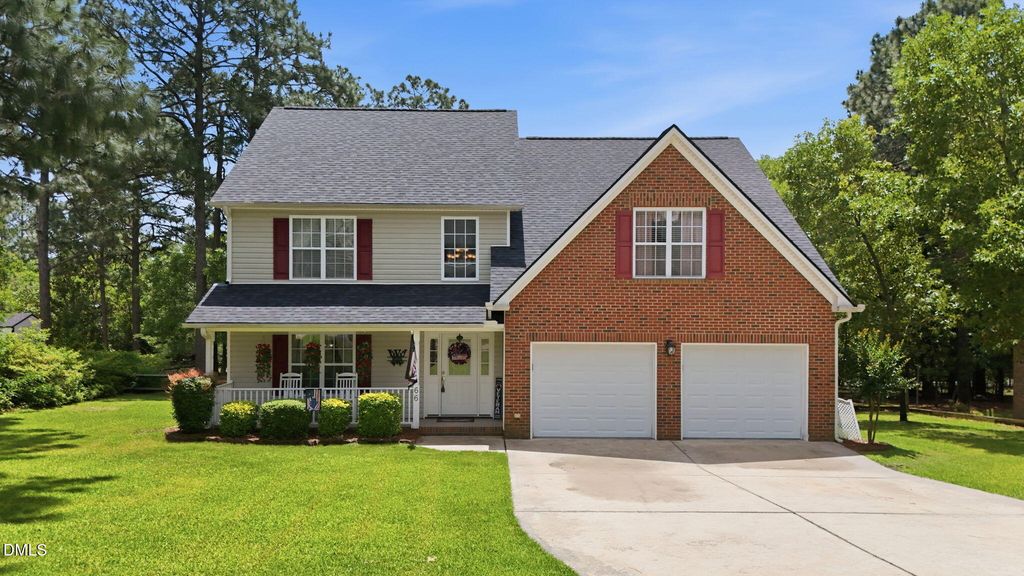 66 Long Dr, Sanford, NC