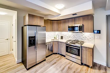 28-18 Astoria Boulevard