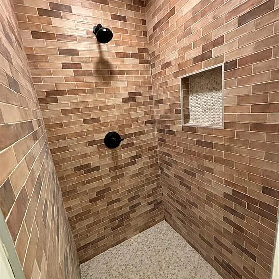 1656 Thornton Pl SW — Photo 3
